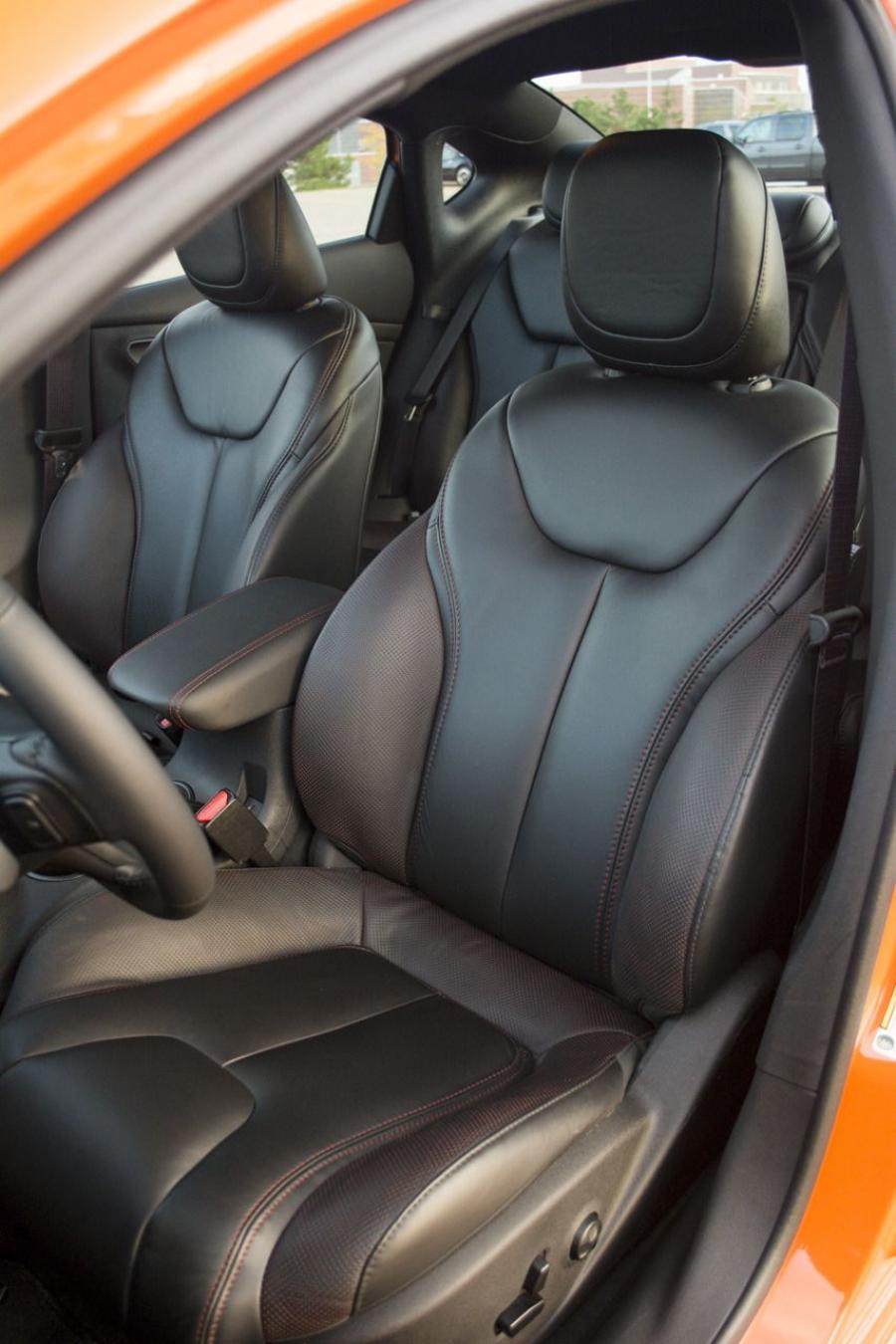  Dodge Dart GT 2013 года  (фото 11 из 55)